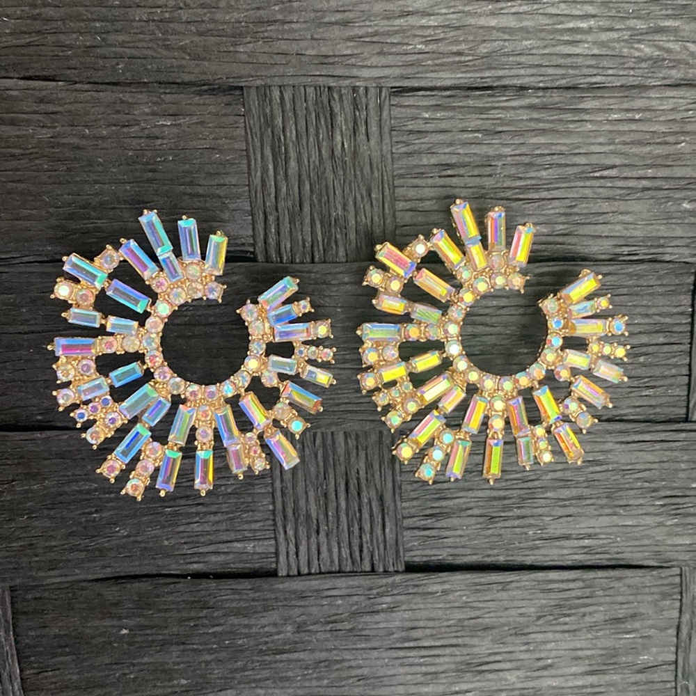 Rhinestone Stud Earrings - Picture 10 of 11
